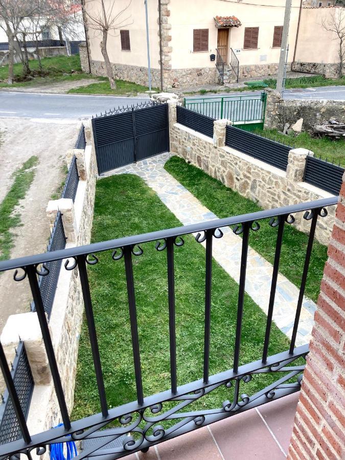 La Portada De Abajo Villa Gallegos Bagian luar foto