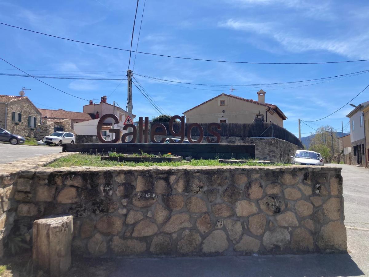 La Portada De Abajo Villa Gallegos Bagian luar foto