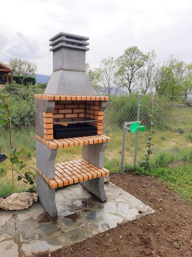 La Portada De Abajo Villa Gallegos Bagian luar foto